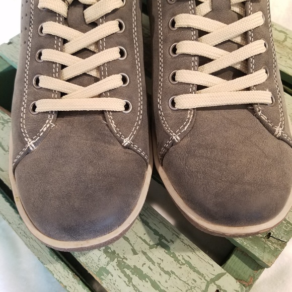 AXXIOM MARTINA CASUAL - Picture 2 of 5